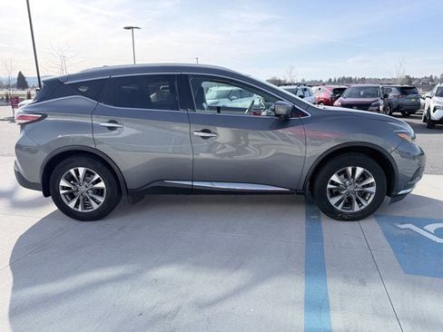 Used 2018 Nissan Murano SL w/ Moonroof Package image 5