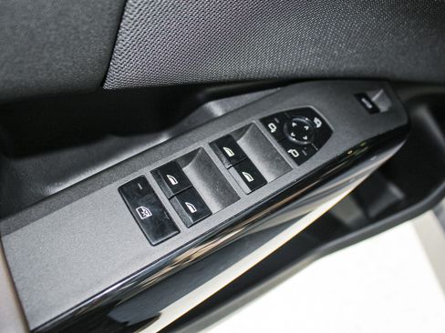 Used 2025 BMW X3 M50 AWD/4WD image 15