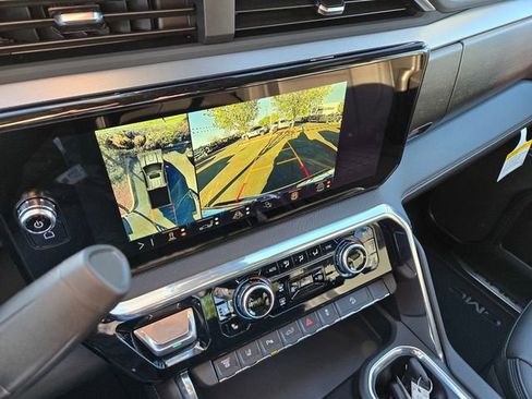 New 2026 GMC Sierra 2500 Denali w/ Denali Reserve Package image 19