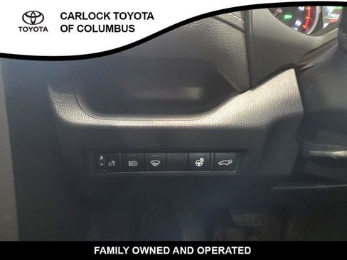 Used 2022 Toyota RAV4 XLE w/ Convenience Package image 24