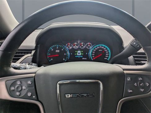 Used 2019 GMC Yukon XL Denali w/ Denali Ultimate Package image 35