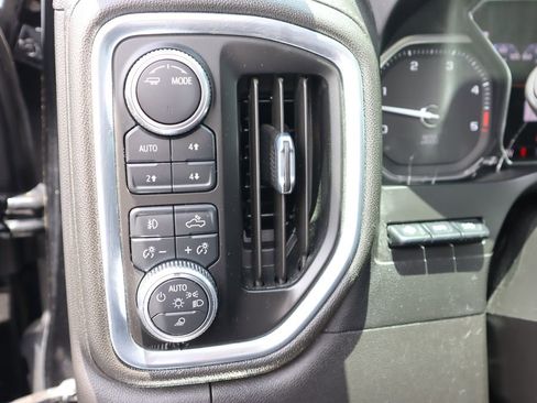 Used 2023 GMC Sierra 2500 Denali w/ Denali Ultimate Package image 12