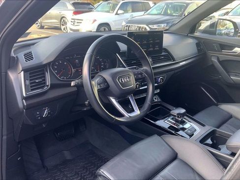 Certified 2023 Audi Q5 2.0T Premium w/ Convenience Package image 18