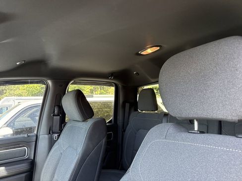 Used 2021 RAM 1500 Big Horn AWD/4WD image 17