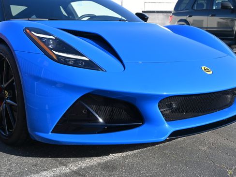 Used 2024 Lotus Emira First Edition image 9
