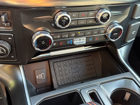 New 2025 Ford F150 Raptor image 28