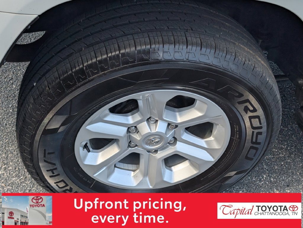 Used 2023 Toyota 4Runner SR5 Premium w/ Moonroof Package AWD/4WD image 9