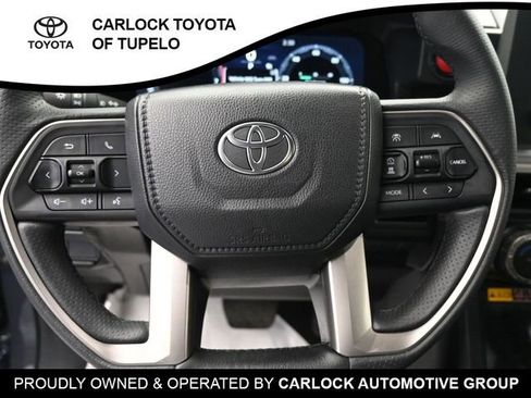 Used 2025 Toyota 4Runner TRD Off-Road image 18