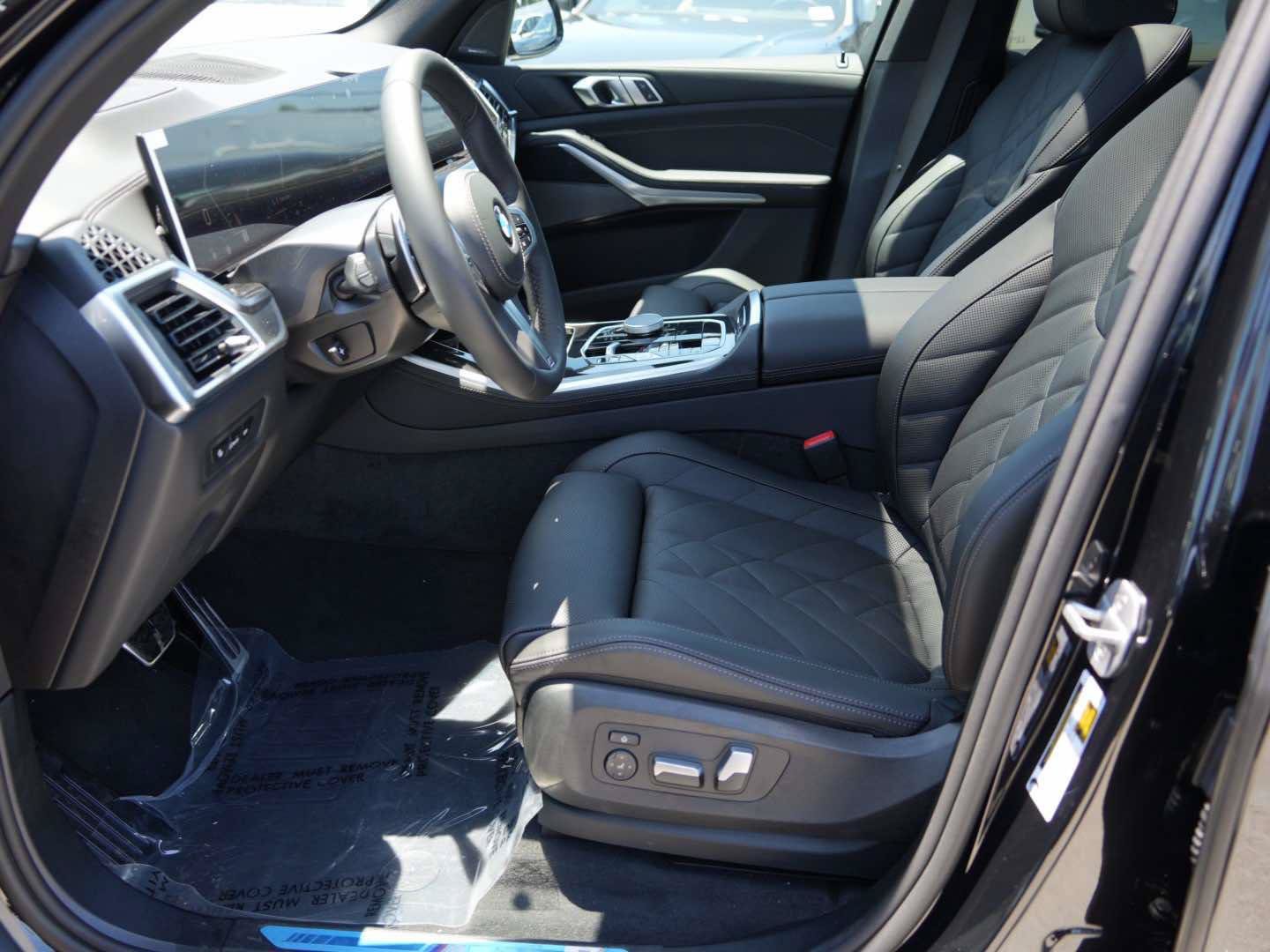 Used 2026 BMW X5 sDrive40i w/ M Sport Package RWD image 15