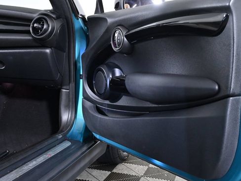 Used 2020 MINI Cooper S FWD image 30