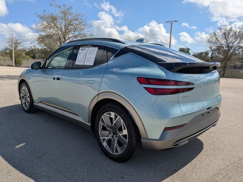 Used 2025 Genesis GV60 RWD image 6