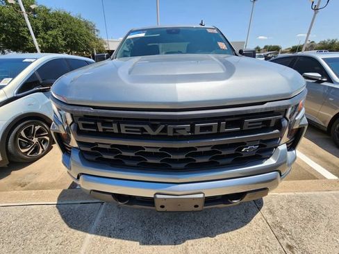 Used 2025 Chevrolet Silverado 1500 Custom RWD image 2