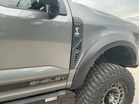 Used 2024 Ford F250 Lariat w/ Lariat Ultimate Package AWD/4WD image 15