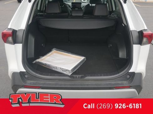 Used 2024 Toyota RAV4 Adventure image 17