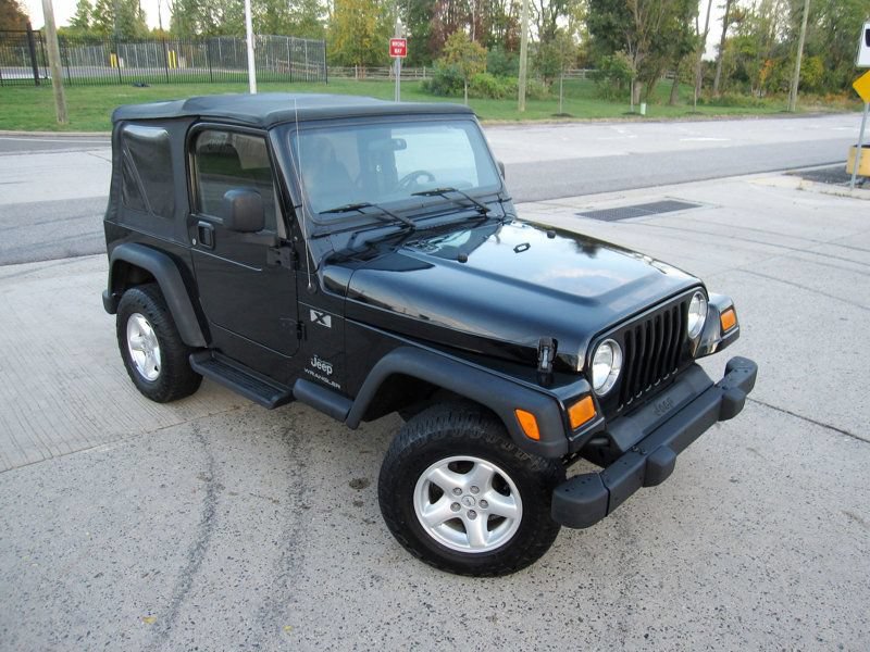 Used 2004 Jeep Wrangler X w/ Wheel Plus Group AWD/4WD image 2