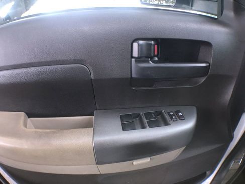 Used 2010 Toyota Tundra 2WD Double Cab image 12