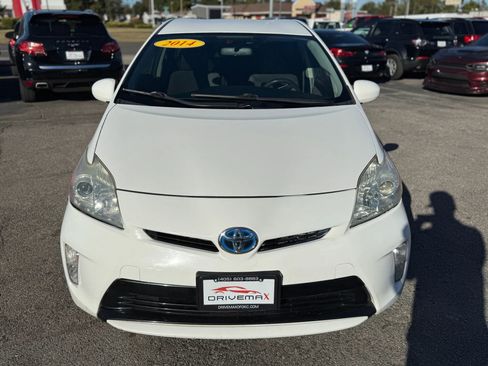 Used 2014 Toyota Prius Two image 9