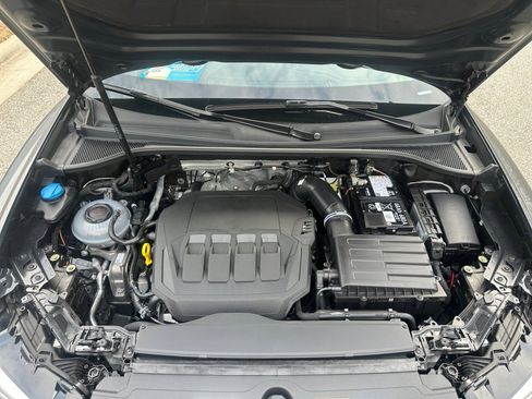 Certified 2025 Audi Q3 2.0T Premium Plus w/ Premium Plus Package image 16