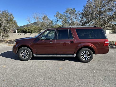 Used 2017 Ford Expedition EL XLT w/ Equipment Group 202A image 3