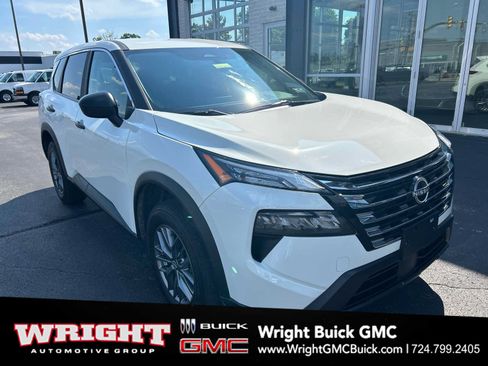 Used 2025 Nissan Rogue S AWD/4WD image 1