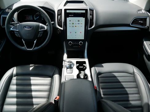 Used 2024 Ford Edge SEL w/ Convenience Package AWD/4WD image 14