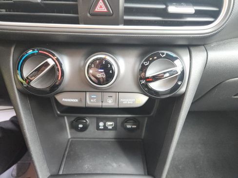 Used 2021 Hyundai Kona SEL w/ Cargo Package image 13