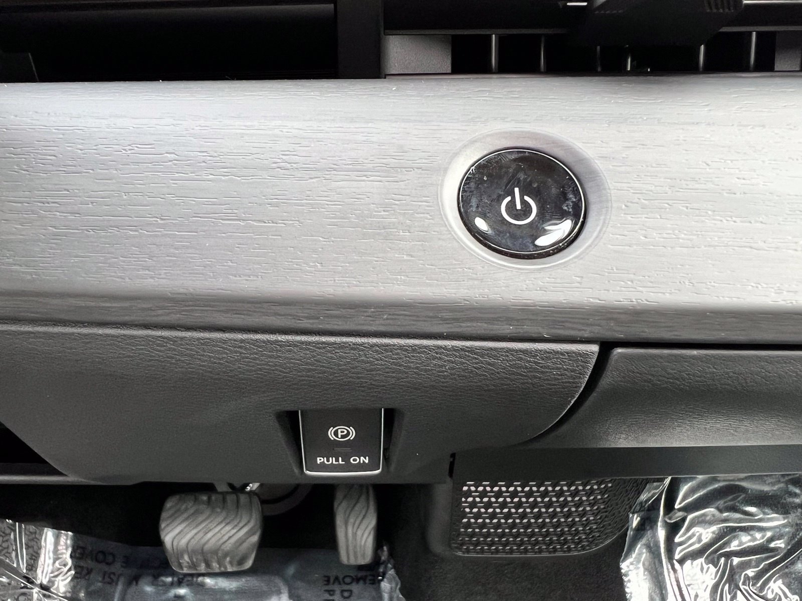 Used 2023 Nissan Ariya FWD image 48