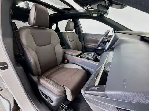 Certified 2024 Lexus RX 350 350h Luxury w/ Convenience Package image 26