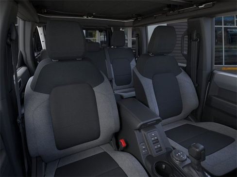 New 2025 Ford Bronco Big Bend image 10