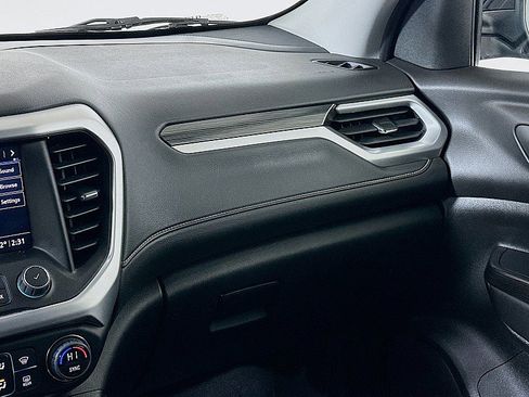 Used 2023 GMC Acadia SLT w/ Elevation Edition image 24