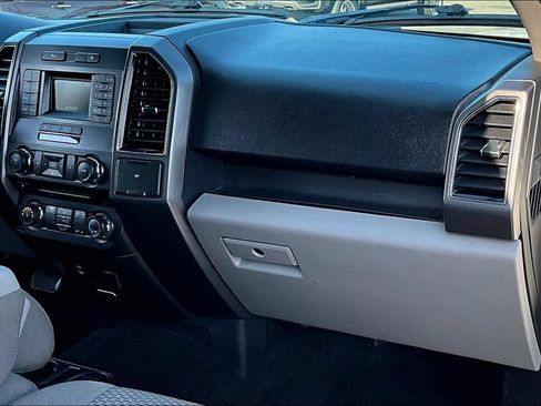 Used 2017 Ford F150 XLT AWD/4WD image 25