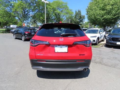 Certified 2024 Honda HR-V Sport image 5