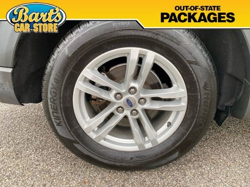 Used 2021 Ford Explorer XLT w/ Equipment Group 202A AWD/4WD image 7