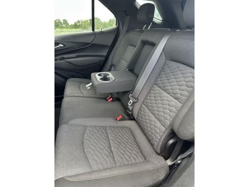 Used 2019 Chevrolet Equinox LT w/ Driver Convenience Package FWD image 33