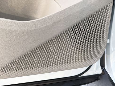 New 2026 Volkswagen Atlas SE image 22