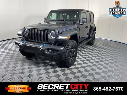 Used 2023 Jeep Wrangler Unlimited Rubicon 4xe w/ Cold Weather Group AWD/4WD image 3