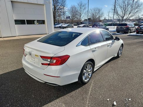 Used 2019 Honda Accord LX image 6
