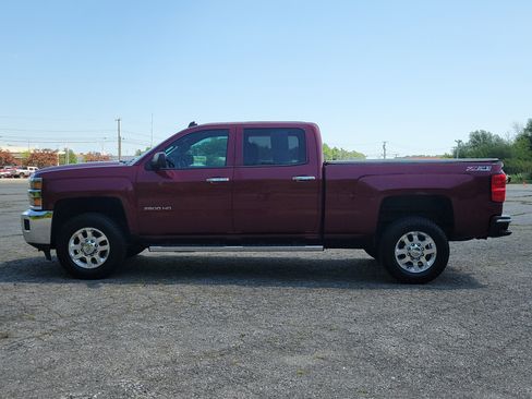 Used 2015 Chevrolet Silverado 2500 LT w/ Z71 Package, Off-Road AWD/4WD image 8