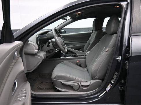 Used 2023 Hyundai Elantra SEL w/ Convenience Package FWD image 22