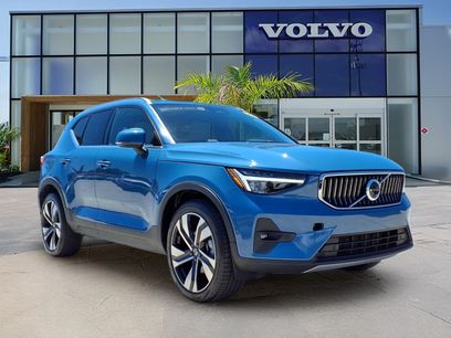 Certified 2023 Volvo XC40 B5 Ultimate w/ Protection Package Premier