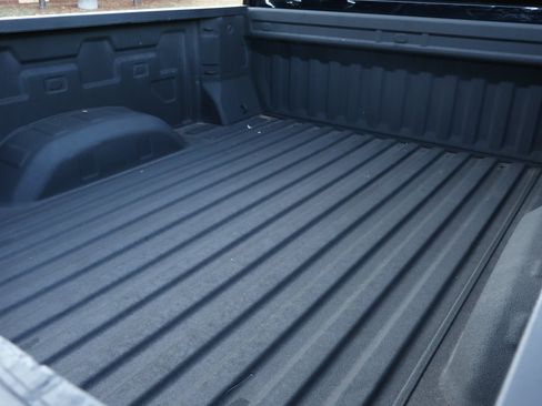 Used 2024 Chevrolet Silverado 2500 Custom w/ Custom Convenience Package AWD/4WD image 22