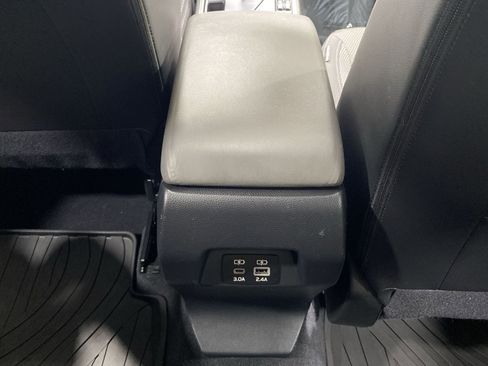Used 2024 Subaru Crosstrek 2.0i Premium image 20