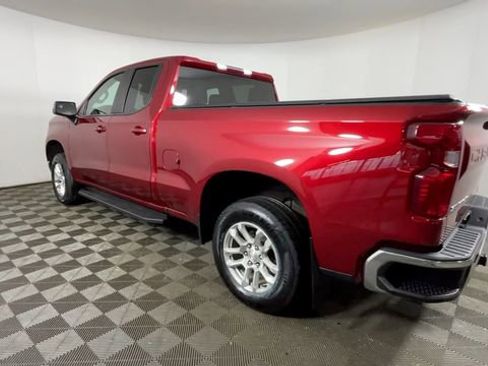 Used 2024 Chevrolet Silverado 1500 LT AWD/4WD image 8