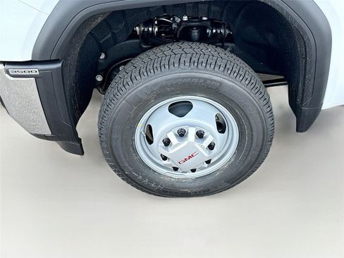 New 2026 GMC Sierra 3500 Pro w/ Convenience Package AWD/4WD image 19
