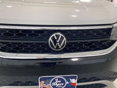 Used 2023 Volkswagen Taos S FWD image 27
