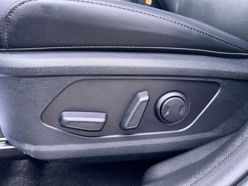 Certified 2024 Kia Sportage EX AWD/4WD image 12