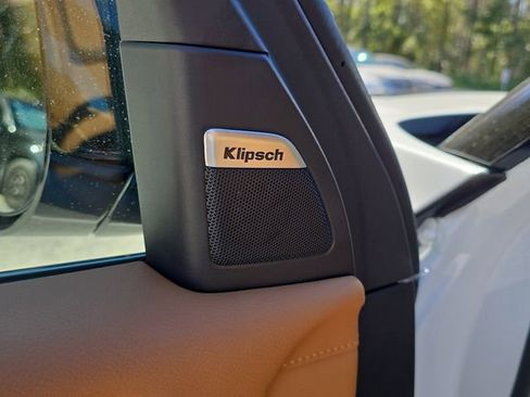 New 2026 Nissan Armada SL w/ Captain's Chari Seat Package image 20