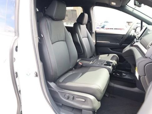 New 2026 Honda Odyssey Sport-L image 24