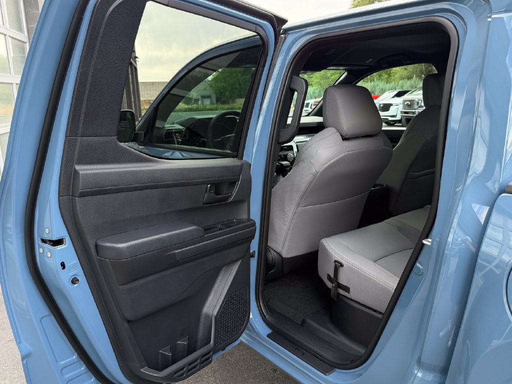 Used 2026 Toyota Tacoma SR5 AWD/4WD image 32