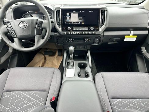 New 2026 Nissan Frontier SV image 5